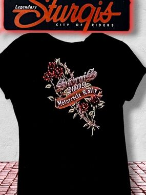 Women's Vintage Sturgis 2009 Motorcycle Rally Tee Size 2XL